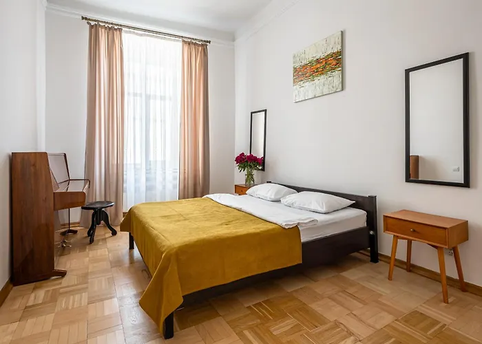 Apartament On Halytska Street